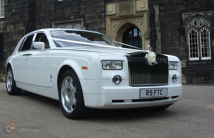 RollsRoycePhantomWhite02 min 1 1